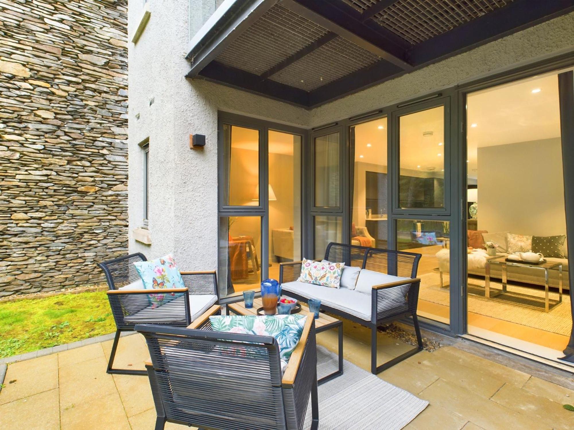 Wild Roses Serviced Apartments - Lake District Backbarrow Exterior photo